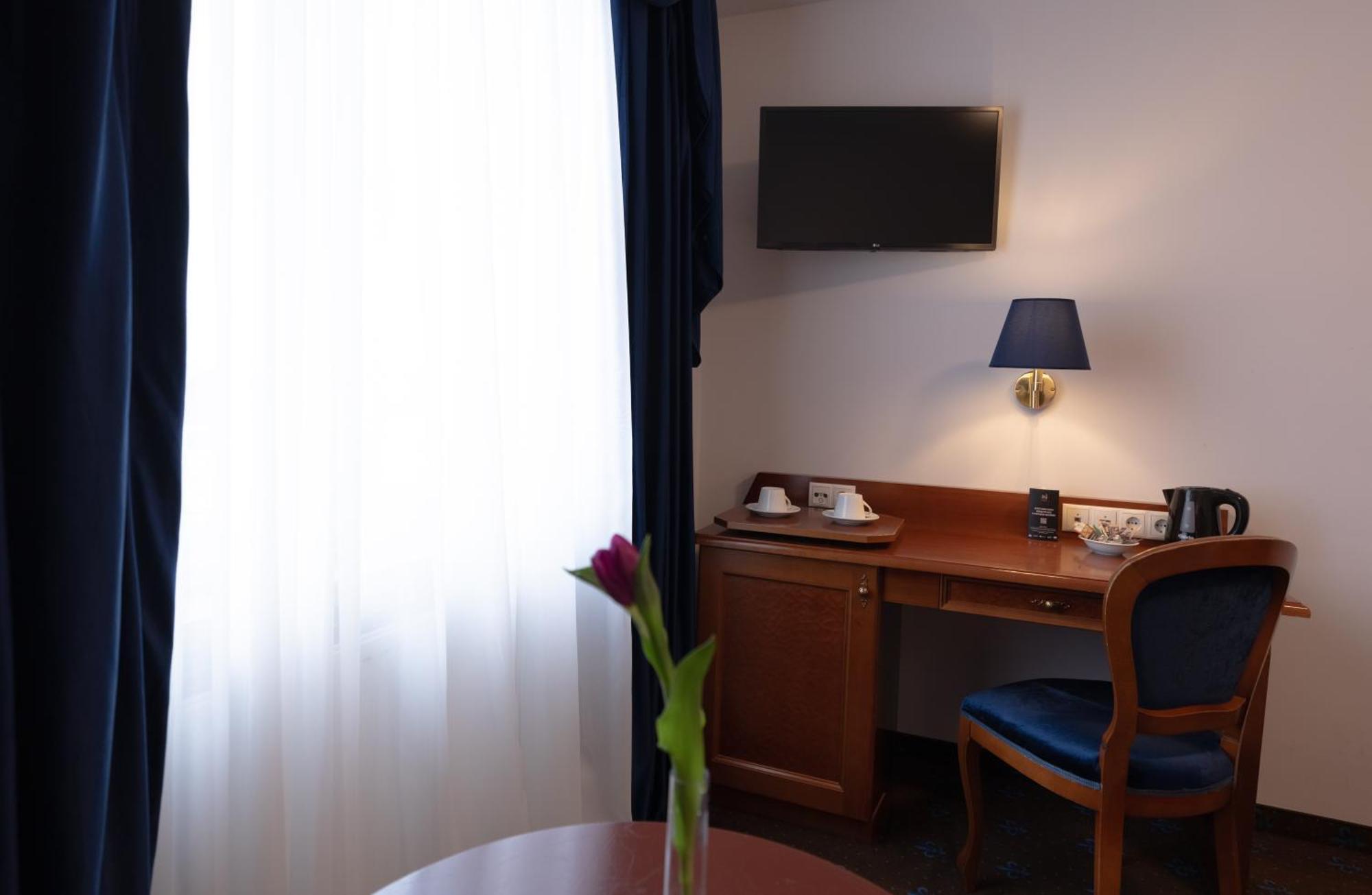 Select Hotel Prinz Eugen Wien Εξωτερικό φωτογραφία